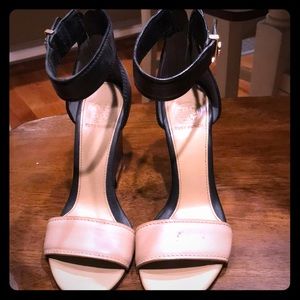 Tory Burch wedge heels! Soooo cute on!